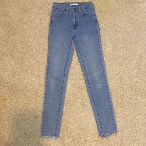Levi’s Mile High Super Skinny Jeans, size 25